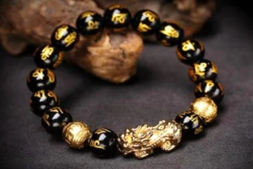 பைரைட் காப்பு போட்டால் அதிர்ஷ்டமா? நீங்களும் போட்டு பாருங்க