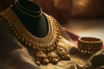 ஏறிய வேகத்தில் இறங்கிய தங்கம் விலை - எவ்வளவு தெரியுமா?