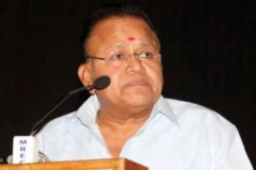 ”மோடி, அமித் ஷா அறிவாளிகள்.. கமல் திமுகவின் பீ டீம்” - ராதாரவி விளாசல்