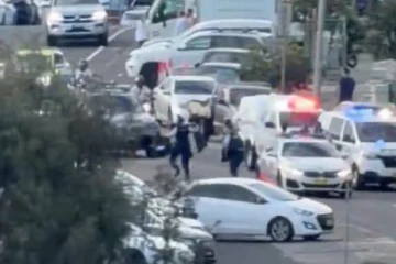 யூதர்களின் நிகழ்வு ஒன்றை இலக்கு வைத்து துப்பாக்கிச் சூடு ; 10 பேர் பலி