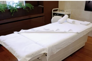 கனடாவில் மசாஜ் நிபுணருக்கு விதிக்கப்பட்ட தடை