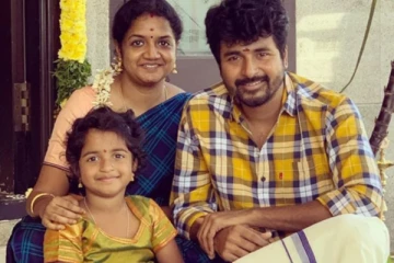 மனைவியுடன் சிவகார்த்திகேயன் வைரல் புகைப்படம்! அம்மாவை மிஞ்சிய அழகில் மகள்
