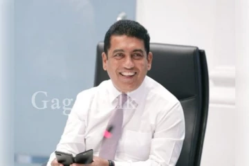 BMW එකක් නිසා ජොන්ස්ටන්ටසිදු වූ දෙයක්..