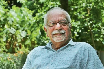 සම්මානලාභී අධ්‍යක්ෂකවරයෙක් මියයයි - (PHOTOS)