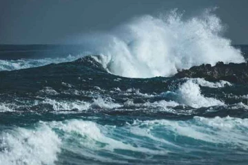 මුහුදු යන්නේ ප්‍රවේශමෙන් - තද සුළං සහ රළු මුහුදු ප්‍රදේශ පිළිබඳව හෙට දිනය දක්වා වලංගු අවවාදාත්මක නිවේදනයක්
