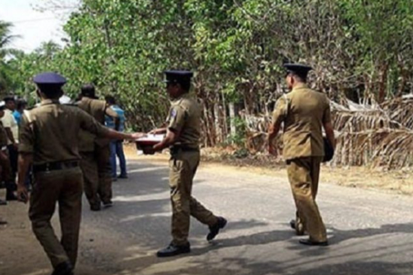 இலங்கையில் தாய்க்கும் மனைவிக்கும் சினிமா பாணியில் அரங்கேறிய கொடூரம் ; இறுதியில் சரணடைந்த மகன் | Cinematic Style Brutality Against