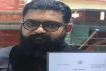 கோவையில் சாதி, மதம் அற்றவர் என மகளுக்கு சான்றிதழ் பெற்ற பெற்றோர் - குவியும் வாழ்த்து