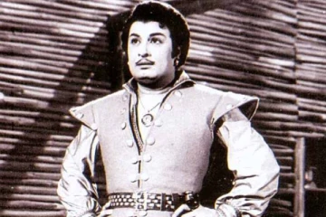 இலங்கை மற்றும் கேரளாவில் உள்ள மறைந்த நடிகர் எம்ஜிஆரின் வீட்டை பார்த்துள்ளீர்களா?