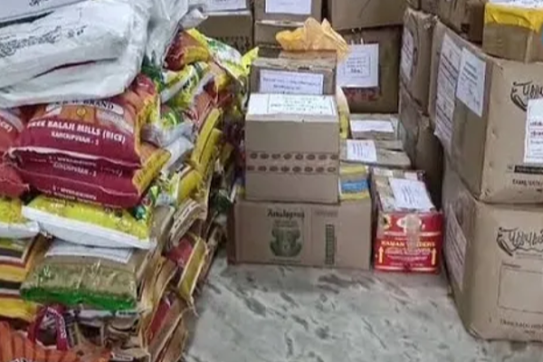 இலங்கைக்கு உதவி அனுப்பிய தமிழகத்தின் மறுவாழ்வு முகாம்களில் வசிக்கும் இலங்கைத் தமிழர்கள் | Indian Tamils Help