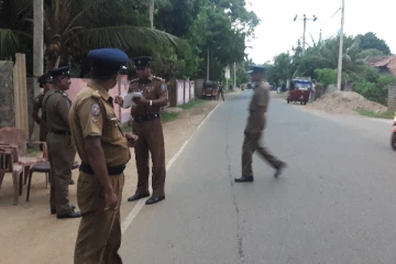யாழில் வீடொன்றினுள் நுழைந்த மர்ம கும்பல்!