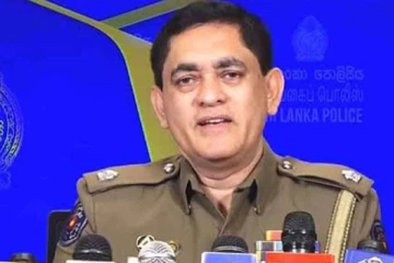 வெள்ளத்தால் பாதிக்கப்பட்ட மக்களின் வீடுகளில் கொள்ளை