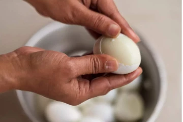 ஆண்கள் வேக வைத்த முட்டையை சாப்பிடலாமா.... தினமும் சாப்பிட்டால் என்ன நடக்கும்?