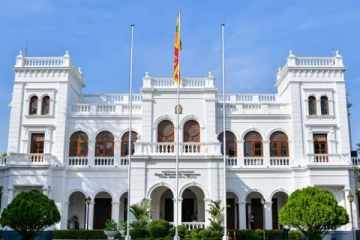 பிரதமர் செயலகத்தில் அதிரடியாக துண்டிக்கப்பட்ட மின்சாரம்