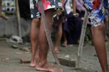 யாழில் ஆட்டோ சாரதி மீது சரமாரி வாள்வெட்டு