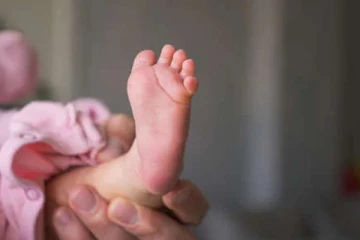 முல்லைத்தீவில் மதில் வீழ்ந்ததில் குழந்தை உயிரிழப்பு