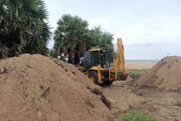 முல்லைத்தீவில் மணல் அகழ்வில் இடம்பெறும் ஊழல் - முன்வைக்கப்பட்டுள்ள குற்றச்சாட்டு | Sand Mining Permitted In Mullaitivu District