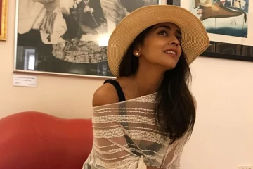 கொட்டும் மழையில் குழந்தையுடன் ஆட்டம் போட்ட ஸ்ரேயா.. வைரல் வீடியோ