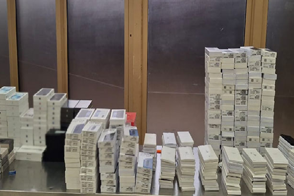 வெளிநாட்டிலிருந்து வந்த வர்த்தகர் இலங்கையில் அதிரடி கைது | Foreign Trader Arrested In Sri Lanka