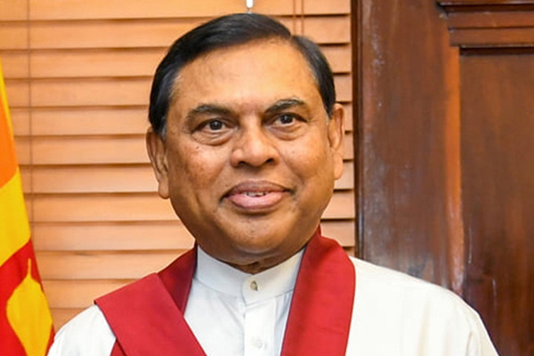 பசில் சற்று முன் மீண்டும் இலங்கைக்கு வருகை | Basil Returns To Sri Lanka