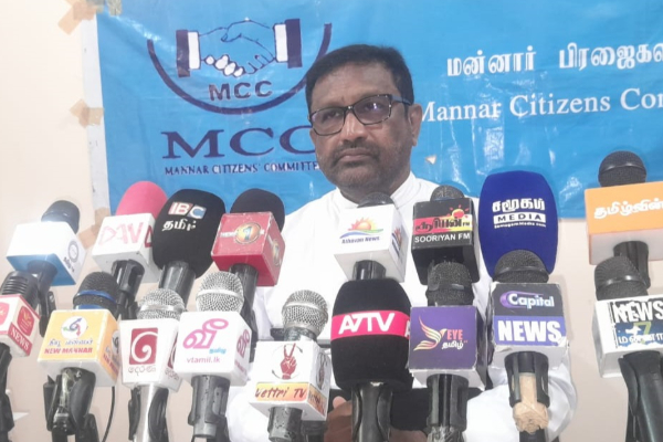 அரசு மக்களின் கோரிக்கைகளை நிறைவேற்ற வேண்டும்: அருட்தந்தை மக்காஸ் அடிகளார் வலியுறுத்தல் | Chairman Of The Mannar Citizens Committee