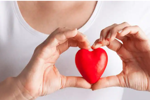 திடீரென்று உயிரை பறிக்கும் மாரடைப்பு! ஆபத்தை தடுக்க என்ன செய்ய வேண்டும்? | Heart Attack