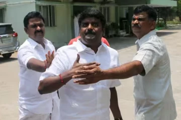 முன்னாள் அமைச்சர் சி.விஜயபாஸ்கர் வீட்டில் ED திடீர் சோதனை - பரபரப்பு!