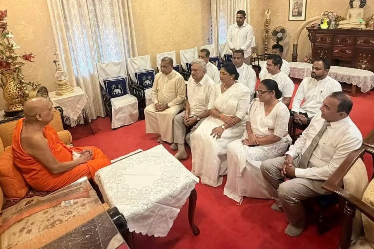 நான் அரசாங்கத்தையே விமர்சித்தேன்! சிறுபான்மையினரை விமர்சிக்கவில்லை - விளக்கம் கூறும் லக்ஸ்மன் கிரியெல்ல | Lakshman Kiriella Statement நான் அரசாங்கத்தையே விமர்சித்தேன்! சிறுபான்மையினரை விமர்சிக்கவில்லை - விளக்கம் கூறும் லக்ஸ்மன் கிரியெல்ல | Lakshman Kiriella Statement