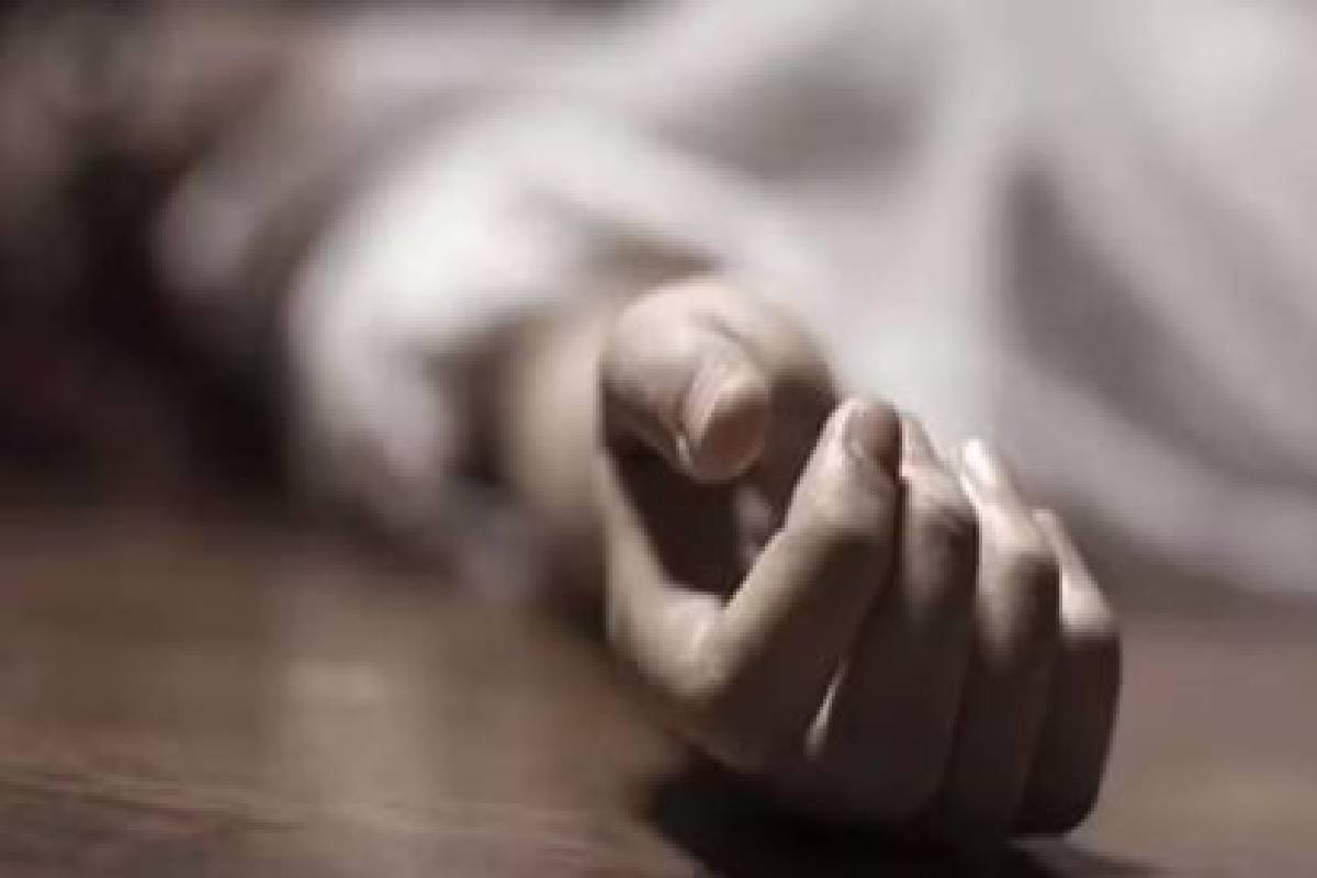 யாழில் துயரம்: உயர்தரப் பரீட்சை எழுதும் மாணவன் திடீரென உயிரிழப்பு! | Student Writing A L Exams Dies In Jaffna யாழில் துயரம்: உயர்தரப் பரீட்சை எழுதும் மாணவன் திடீரென உயிரிழப்பு! | Student Writing A L Exams Dies In Jaffna