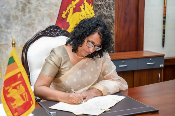 இலங்கை ஆசிரியர்களுக்கு விசேட வாய்ப்புகளை உருவாக்கும் இந்தியா | Opportunities In India For Sri Lankan Teachers