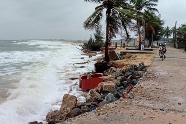 யாழ்ப்பாணத்தில் கடற்கொந்தளிப்பால் ஏற்பட்ட பாதிப்பு | Sea Turbulence Causes Damage In Jaffna