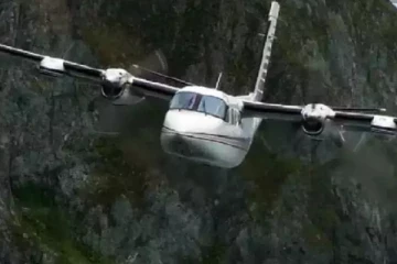 මගීන් 22ක් සමගින් අතුරුදන් වූ ගුවන්‍ යානය..