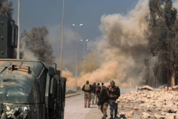 தொடரும் ஐ.எஸ் அட்டூழியம்.. நள்ளிரவு நடந்த பயங்கர தாக்குதல்! பீதியில் உறைந்த மக்கள்