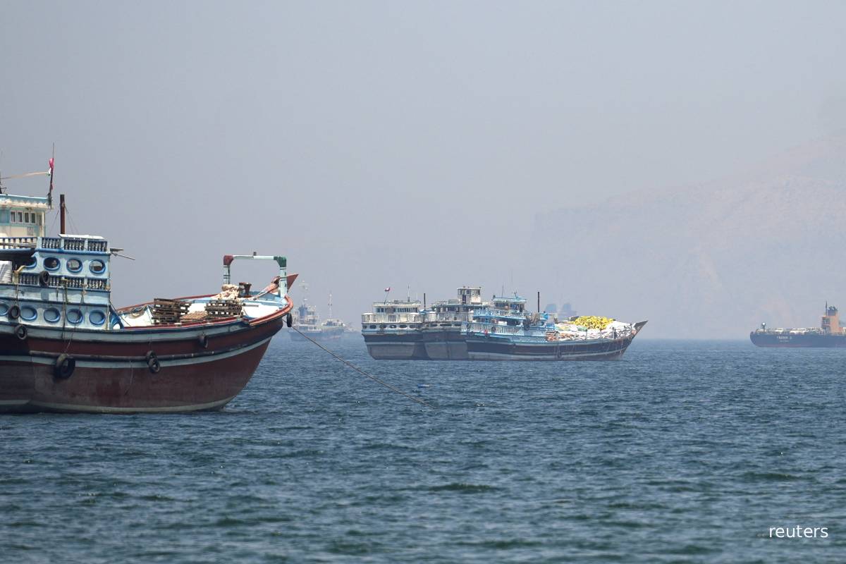 நீடிக்கும் ஹார்முஸ் முற்றுகை... ஈரான் மீது நடவடிக்கை எடுக்க ஐரோப்பிய ஒன்றியம் முடிவு | Eu Moves To Sanction Iran நீடிக்கும் ஹார்முஸ் முற்றுகை... ஈரான் மீது நடவடிக்கை எடுக்க ஐரோப்பிய ஒன்றியம் முடிவு | Eu Moves To Sanction Iran