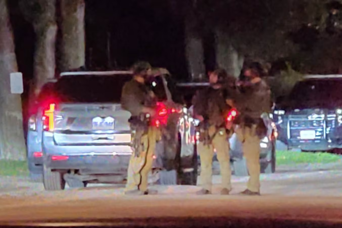 மிட்லேண்டில் துப்பாக்கிச் சூடு: 18 வயது இளைஞர் பலி | Midland Shooting Death Deemed Homicide