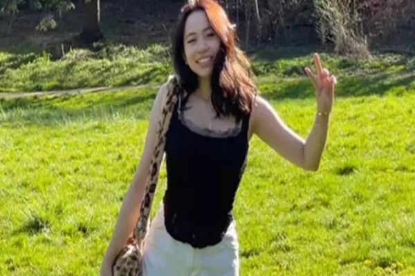 அமெரிக்காவில் தாயை காப்பாற்ற சென்று உயிரை விட்ட மகள் | 21 Year Old Angelina Tran Murder Step Father