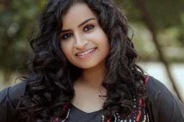 சூப்பர் சிங்கர் சிவாங்கியுடன் சூப்பர் ஸ்டார் நடிகரா? பீஸ்ட் படத்தில் எடுத்த வைரல் புகைப்படம்...