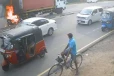 රියදුරාගේ හපන්කම නිසා වෙන්න ගිය විනාශයක් වැළකෙයි
