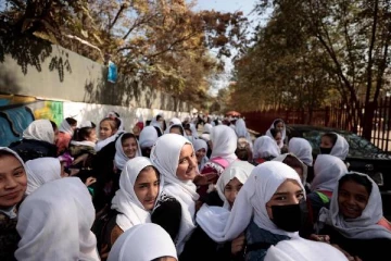 நாட்டைவிட்டு வெளியேற திட்டமிட்ட நான்கு பெண்கள் சடலமாக மீட்பு: அப்கானிஸ்தானில் சம்பவம்