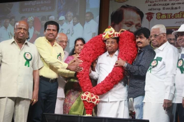 டாக்டர் பட்டம் பெற்ற விஐடி வேந்தர் கல்விக்கோ முனைவர் கோ.விசுவநாதன் அவர்களுக்கு பாராட்டு விழா