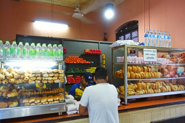 பாடசாலை சிற்றுண்டிச்சாலைகளில் இதற்கு தடை! | Ban Sugary Drinks Wheat Flour In School Canteens