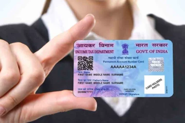 வீட்டிலிருந்தபடியே 10 நிமிடத்தில் பான் கார்டு பெறுவது எப்படி?