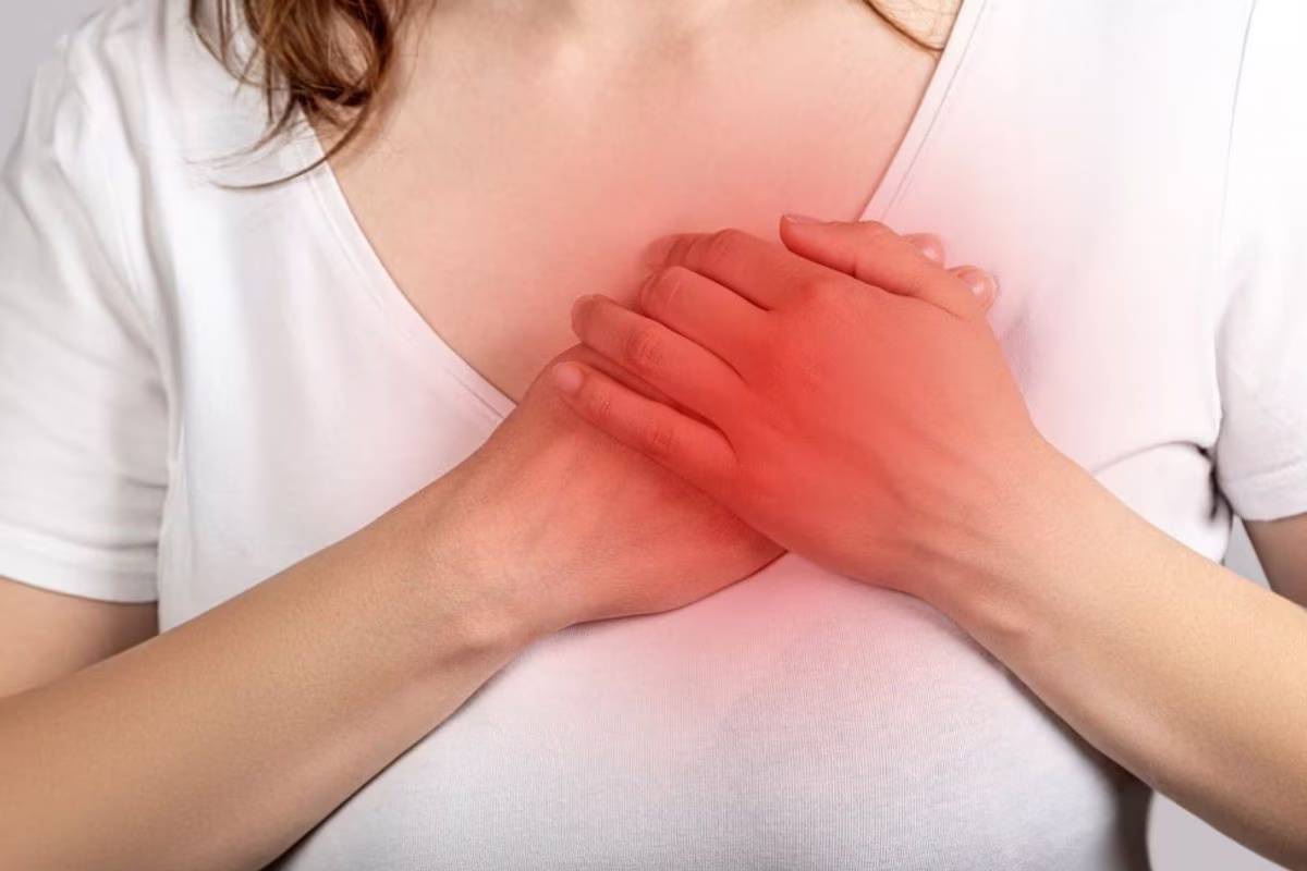 உடலில் இந்த 5 அறிகுறிகள் இருந்தால் ஜாக்கிரதை... இதயம் ஆபத்தில் இருப்பதாக அர்த்தம்! | Main Symptoms Of Silent Heart Attack