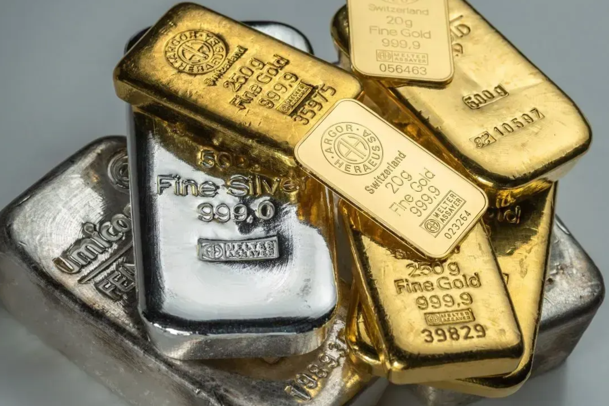 சர்வதேச சந்தையில் தங்கம் மற்றும் வெள்ளி விலைகள் சரிவு! | Gold And Silver Prices Declined Global Market