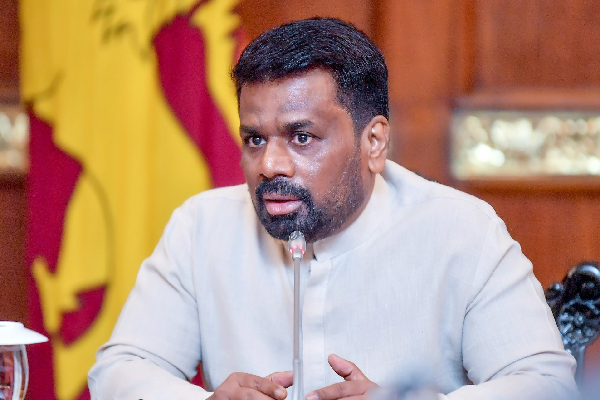 நாட்டை மீட்க அர்ப்பணிப்பான சர்வதிகாரி தேவை : வலியுறுத்தும் சரத் பொன்சேகா | Dedicated Dictator Needed Save Country Fonseka