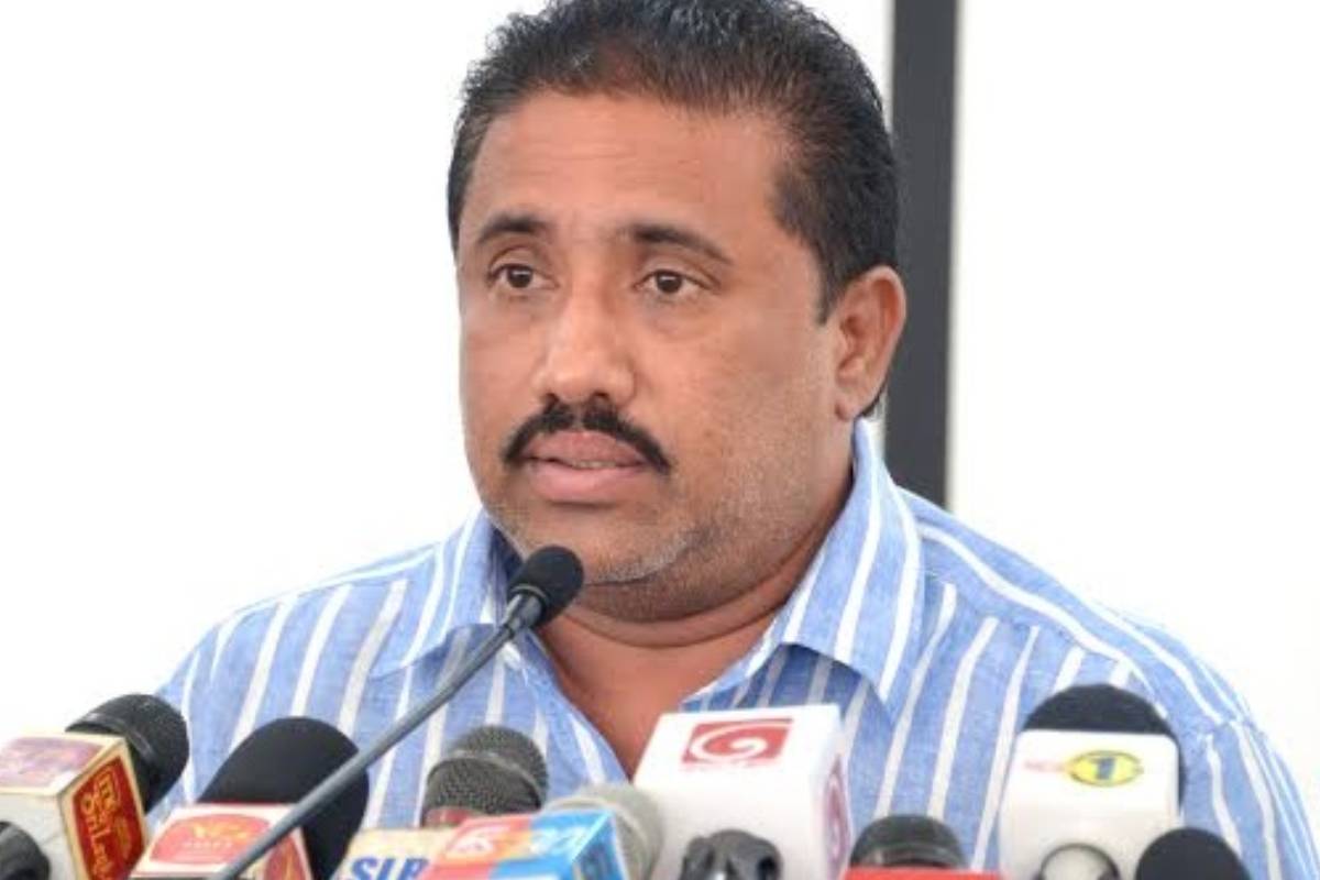 மகிந்தவுக்காகவே மீண்டும் ஒன்றுபட்டுள்ளோம்..! ரோஹித அபேகுணவர்தன எம்.பி விடுத்த அழைப்பு | We Have United Again For The Sake Of Mahinda
