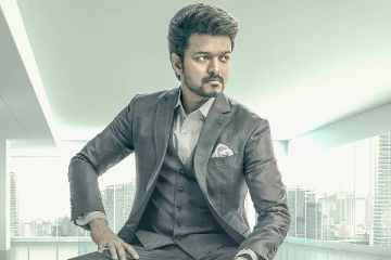 வாரிசு பட ஷூட்டிங்கில் தளபதி விஜய் ! முதல்முறையாக பிரபல நடிகை வெளியிட்ட புகைப்படம்..