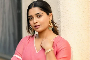 நடிகை கௌரி கிஷன் அழகிய போட்டோஷூட்