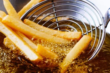 காலையில் வெறும் வயிற்றில் இந்த உணவுகளை மட்டும் சாப்பிடாதீங்க... ஆபத்தை ஏற்படுத்துமாம்