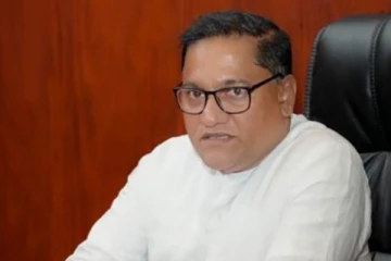 விஜித ஹேரத்தின் செயலாளரால் பெண்களுக்கு துன்புறுத்தல்