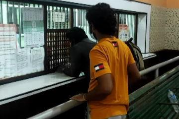 மட்டக்களப்பில் புகையிரத சேவைகள் வழமைக்குத் திரும்பின  (Video)